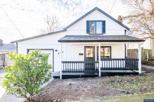 560 Hansen Ave S, Salem, OR, 97302-5546 | Card Image