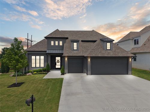 733 W 110th St S, Jenks, OK, 74037-9006 | Card Image