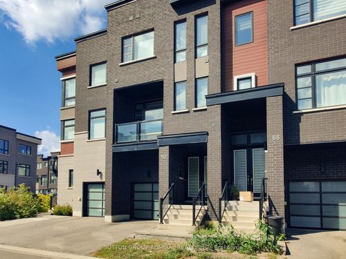 70 Laskin Dr, Vaughan, ON, L6A5A4 | Card Image