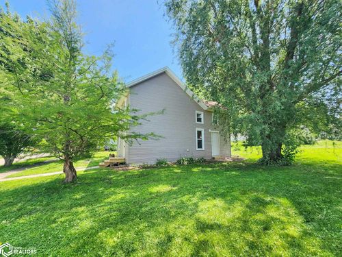 614 5th St, Gladbrook, IA, 50635-9303 | Card Image