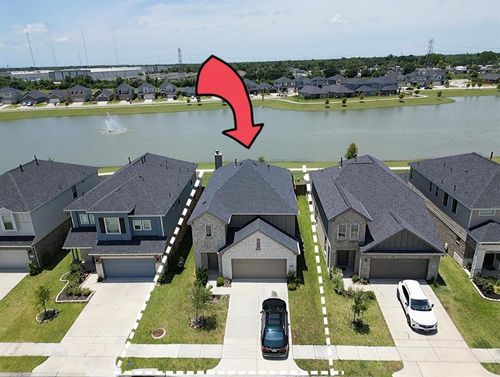 15502 Islandview Ln, Houston, TX, 77053-2284 | Card Image