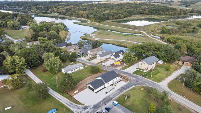 8479 Lakeshore Dr, Home with 3 bedrooms, 2 bathrooms and null parking in Dexter IA | Image 32