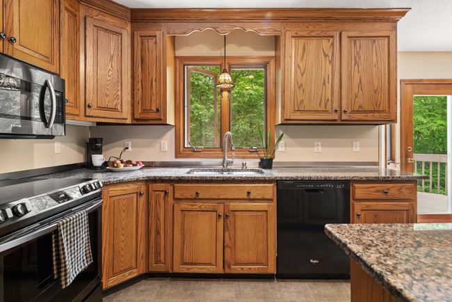 171 Charles Ln, House other with 4 bedrooms, 4 bathrooms and 2 parking in Hebron CT | Image 11