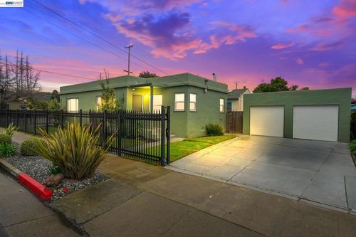 2178 2174 107th Ave, Oakland, CA, 94603 | Card Image