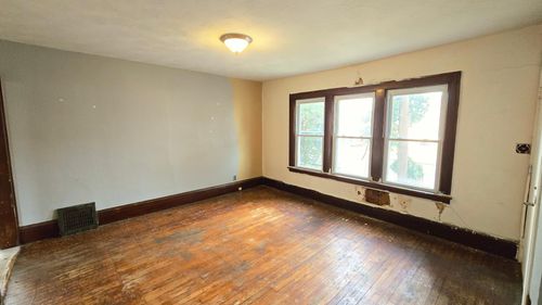 1444 Edgerton St, Saint Paul, MN, 55130-3244 | Card Image