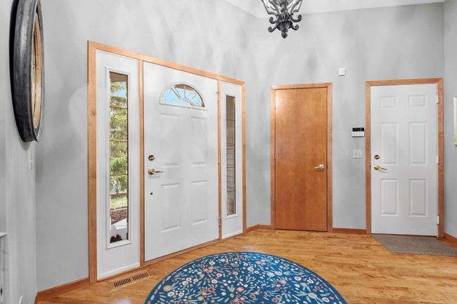 33 Summit Vw, Townhouse with 3 bedrooms, 3 bathrooms and null parking in North Oaks MN | Image 5
