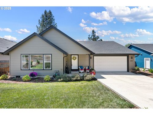 443 N Hyland Ln, Lowell, OR, 97452-9716 | Card Image