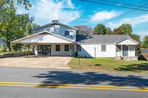 1310 E North St, Benton, AR, 72015-3555 | Card Image