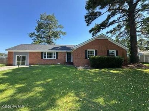 910 Winchester Rd, Jacksonville, NC, 28546-7127 | Card Image