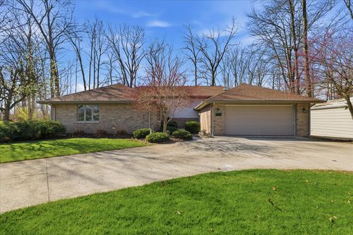 843 Wildwood Dr., Willard, OH, 44890 | Card Image