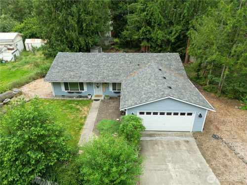 140 Se Foxglove Ave, Shelton, WA, 98584-7709 | Card Image