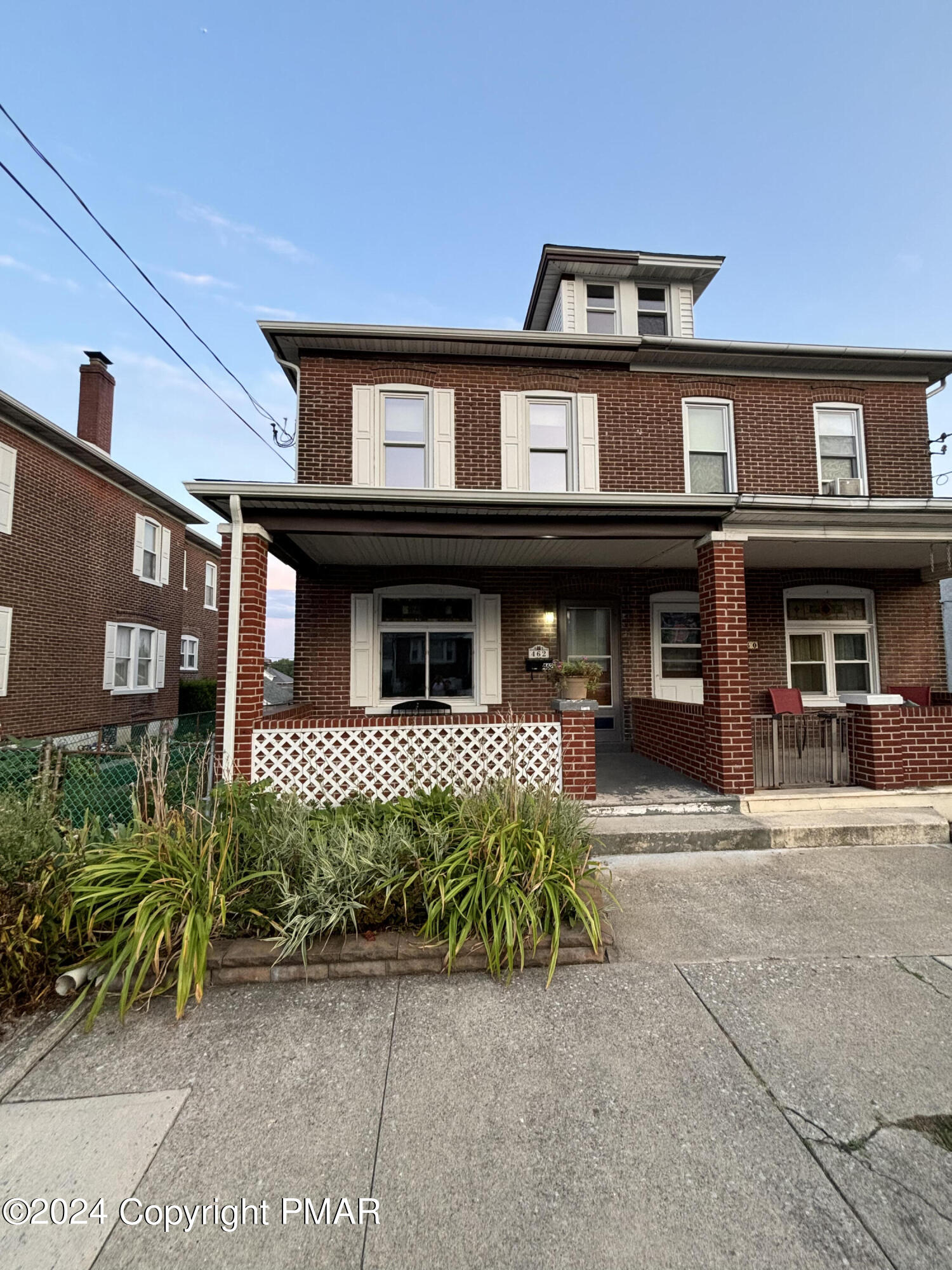 10th St, Northampton, PA 18067
