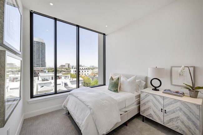 UNIT-605 - 2323 W Main St, Condo with 2 bedrooms, 3 bathrooms and 2 parking in Houston TX | Image 15