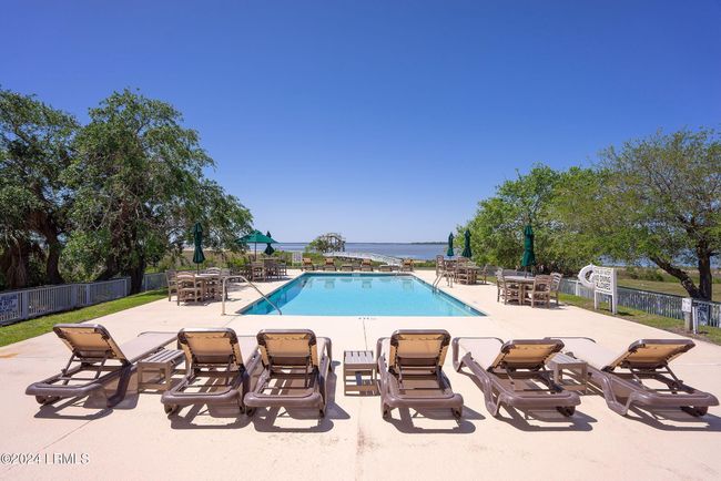 40 Front Street, House other with 5 bedrooms, 3 bathrooms and null parking in St. Helena Island SC | Image 84