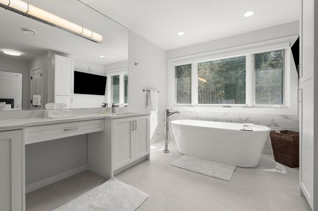 120 Strong Rd, House other with 7 bedrooms, 5 bathrooms and 15 parking in Anmore BC | Image 17