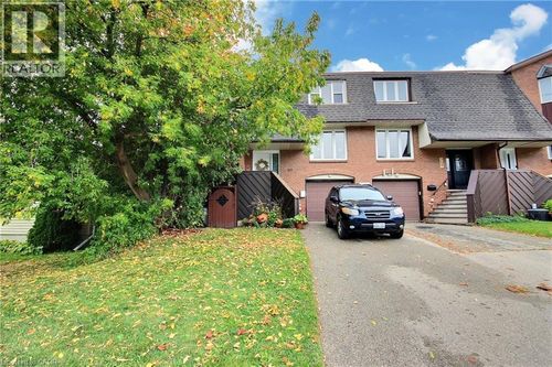 755 York Ave N, Listowel, ON, N4W2Y4 | Card Image
