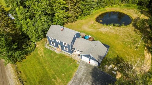32 Old Town Rd, West Dover, VT, 05356-9720 | Card Image