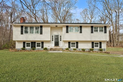 12 Rustic Ln, Madison, CT, 06443-1707 | Card Image