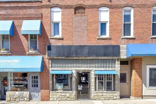18 W Main St, Centerburg, OH, 43011-7048 | Card Image