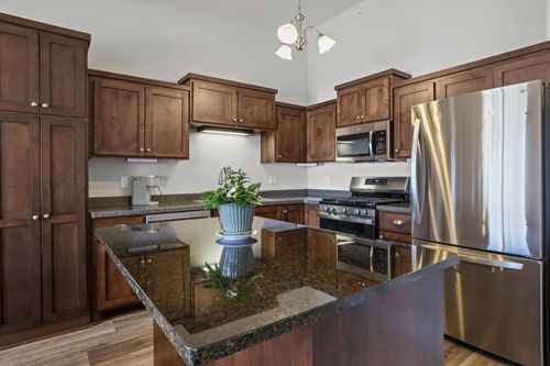 8585 Gateway Cir, Monticello, MN, 55362-4623 | Card Image