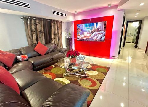 apt-208-18880 Nw 57th Ave, Hialeah, FL, 33015-7053 | Card Image