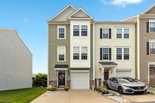 230 Tide Way, Morgantown, WV, 26508-1800 | Card Image