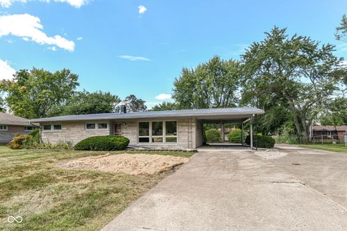 2226 Hanover Dr, Indianapolis, IN, 46227-4304 | Card Image