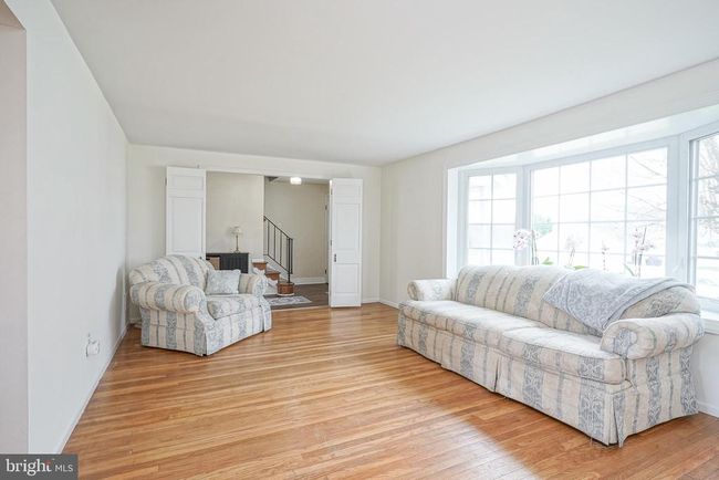 2403 Saint Charles Pl, House other with 4 bedrooms, 2 bathrooms and null parking in CINNAMINSON NJ | Image 6