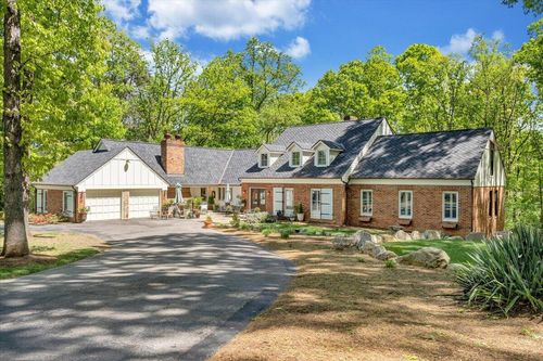 5141 Crossbow Cir, Roanoke, VA, 24018-8654 | Card Image