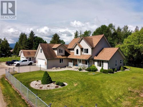 160 Carlin St, Grindrod, BC, V0E1V4 | Card Image