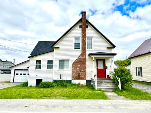 15 Park St, Colebrook, NH, 03576-3138 | Card Image