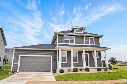 533 Redan Dr, Verona, WI, 53593-8390 | Card Image