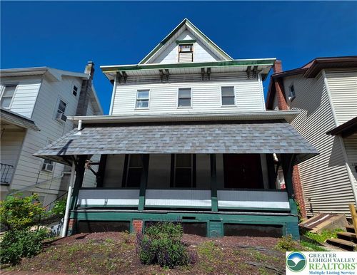 318 N 1st St, Lehightn Boro, PA, 18235-1412 | Card Image