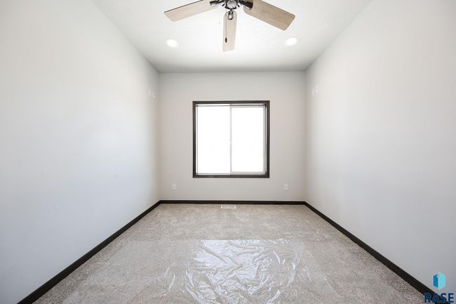 415 Elm St, House other with 3 bedrooms, 2 bathrooms and null parking in Lennox SD | Image 20