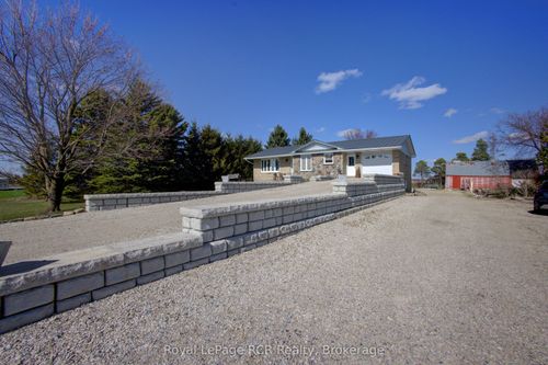 8715 Wellington Rd 7, Palmerston, ON, N0G2P0 | Card Image
