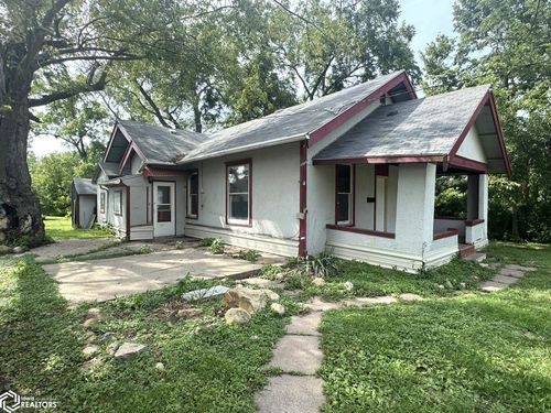 512 N 6th St, Centerville, IA, 52544-1302 | Card Image