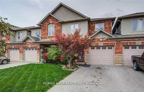 4475 Comfort Cres, Beamsville, ON, L3J1M2 | Card Image