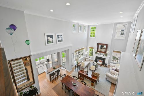 32-77 Havemeyer Ln, Stamford, CT, 06902 | Card Image