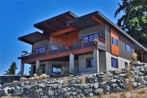 5453 Harborside Rd, Freeland, WA, 98249-9000 | Card Image
