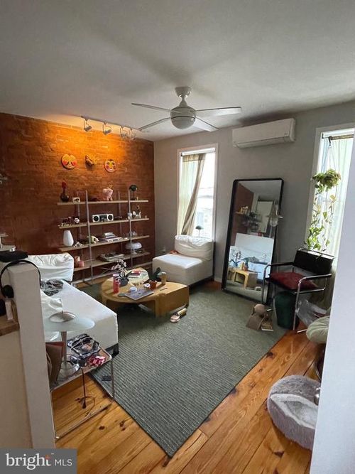 1812 W Master St, PHILADELPHIA, PA, 19121-4908 | Card Image