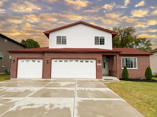 3072 W 55th Ave, Merrillville, IN, 46410-1031 | Card Image