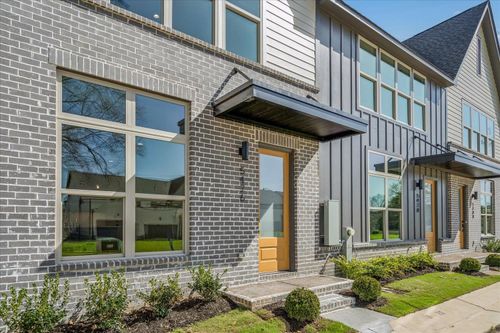 5476 End Village Dr E, Memphis, TN, 38119-7701 | Card Image