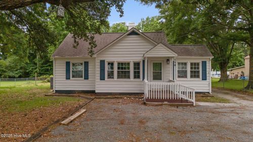 350 Hubert Blvd, Hubert, NC, 28539-4266 | Card Image