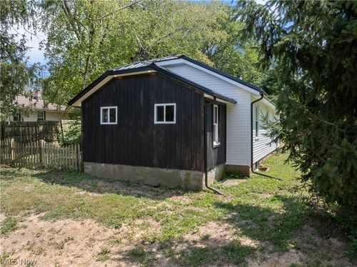 2430 Columbus Rd, Wooster, OH, 44691-4464 | Card Image