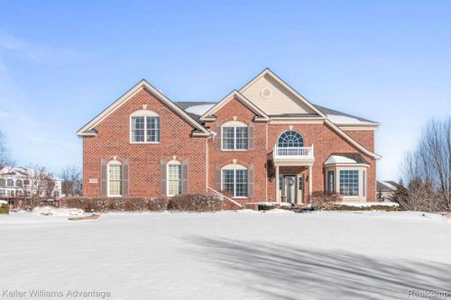 1896 Bristol Ct, Milford, MI, 48380-2031 | Card Image