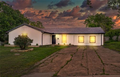 2612 Canary Cir, Mesquite, TX, 75149-2932 | Card Image
