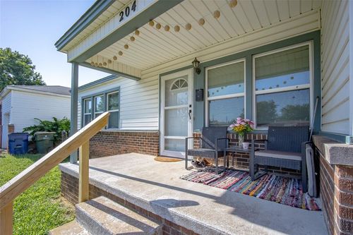 204 E Elder Ave, Duncan, OK, 73533-5610 | Card Image