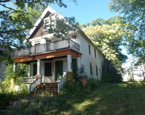 2453 N 38th St, Milwaukee, WI, 53210-3004 | Card Image