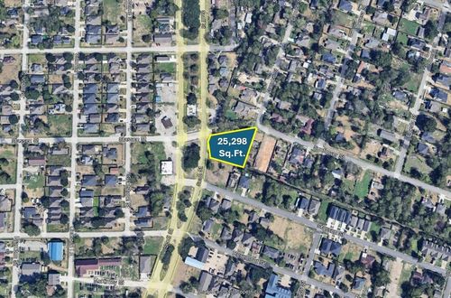 8203 Scott St, Houston, TX, 77051-1845 | Card Image