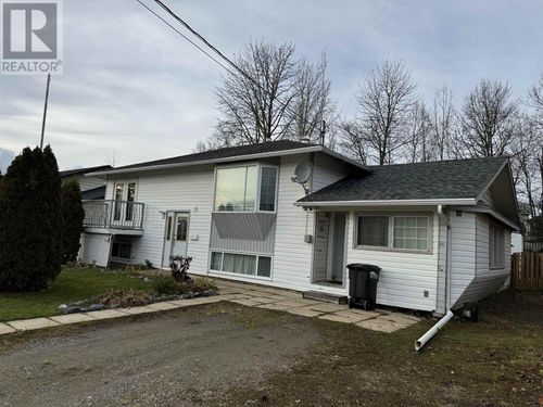 11 Gagnon Cres, Mackenzie, BC, V0J2S0 | Card Image